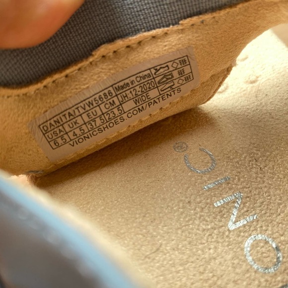 NIB Vionic Rest Danita Adjustable T-Strap Sandals In Sky Sz 6.5 - Picture 10 of 13